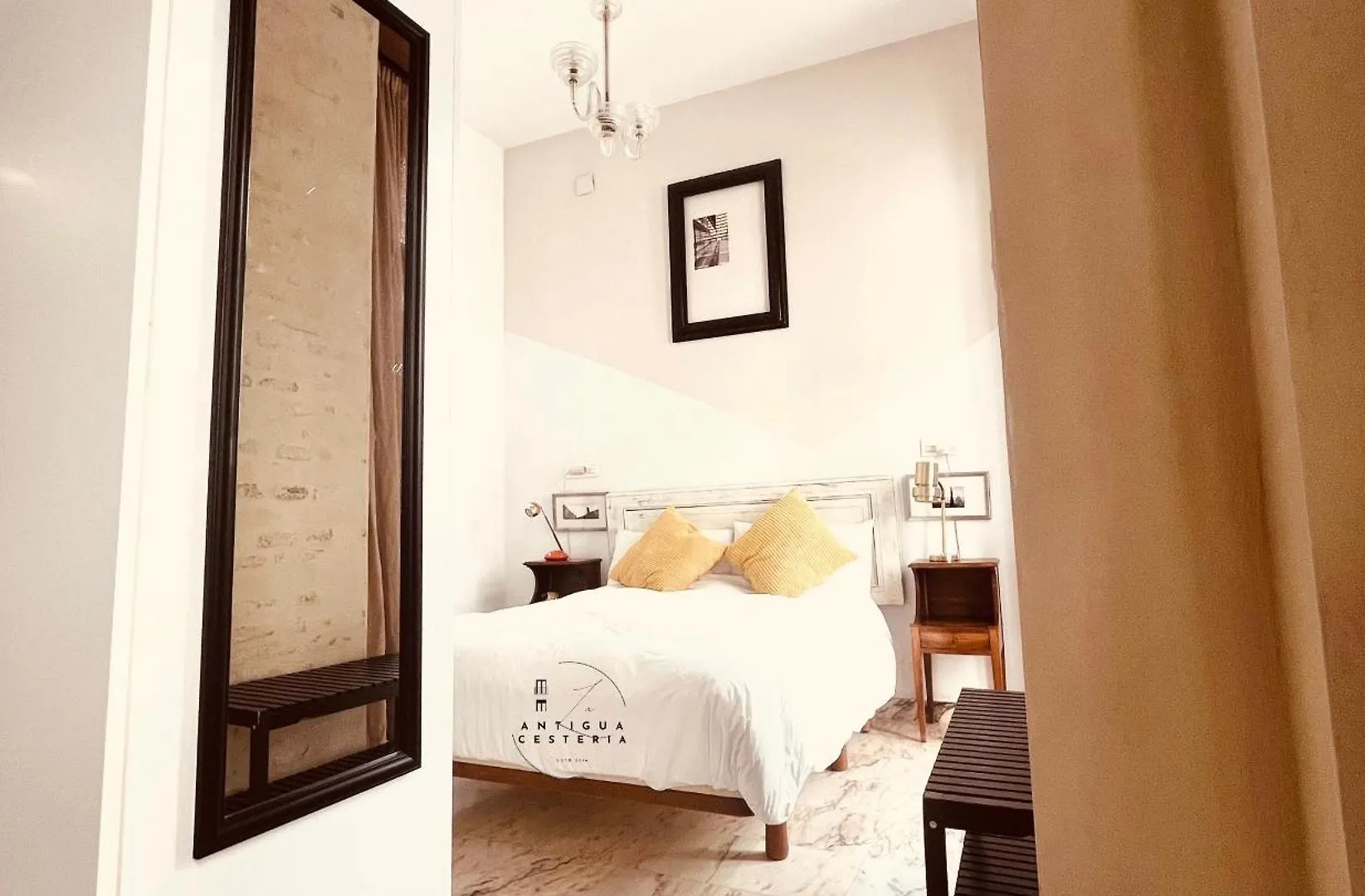 Apartment Antigua Cesteria Seville
